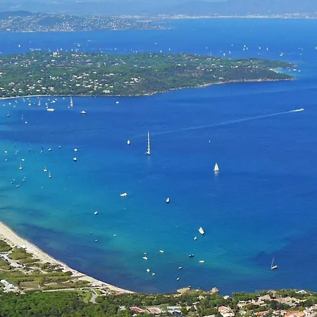 Un Nid A Tropez