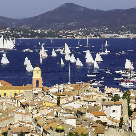 Un Nid A Tropez *