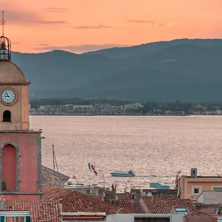 아파트 Un Nid A Tropez *