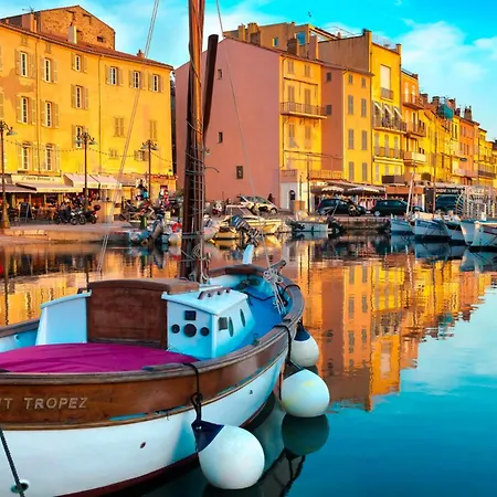 Un Nid A Tropez 아파트